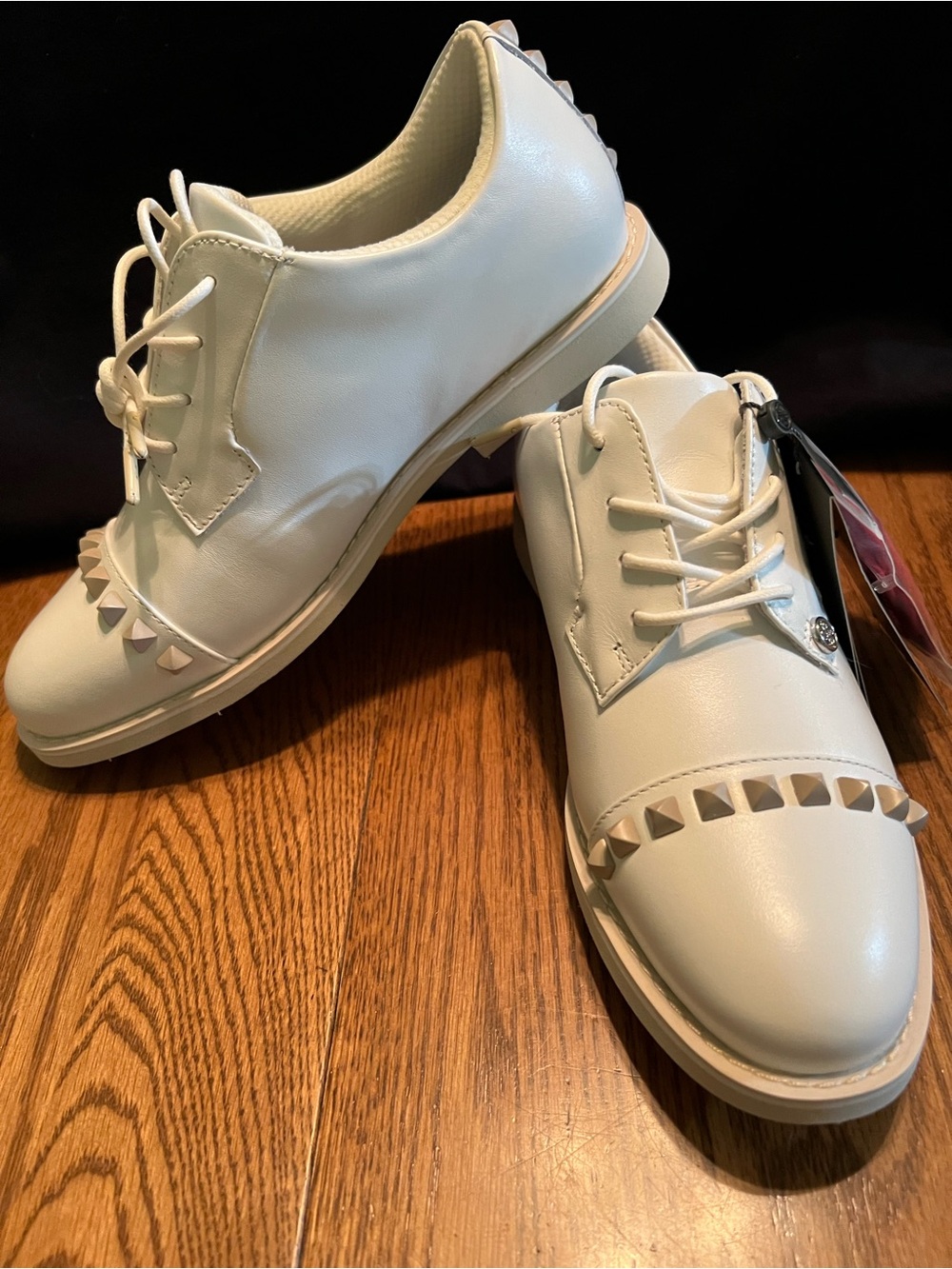 G/FORE  Leather Stud-Trim Women's Lace-Up Golf Shoes size 6
